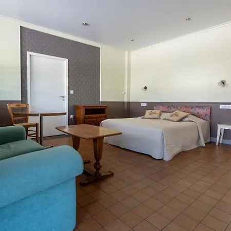 Le Relais Saint Michel 2*