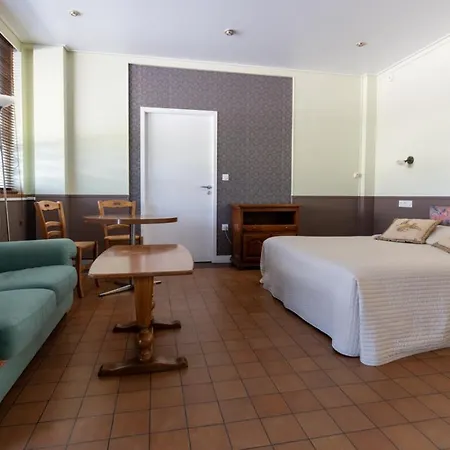 Le Relais Saint Michel Bed & Breakfast