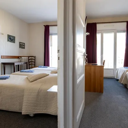 Le Relais Saint Michel 2*