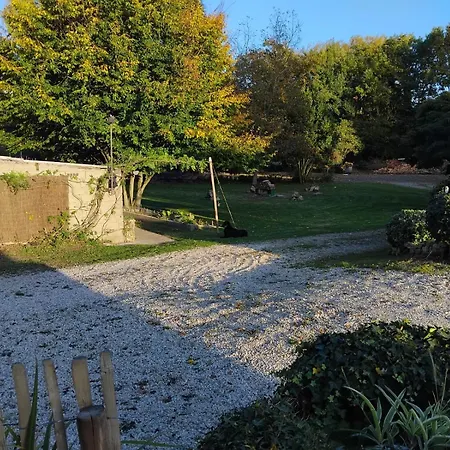 Le Relais Saint Michel Bed and Breakfast