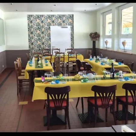 Le Relais Saint Michel 2* Domfront (Orne)