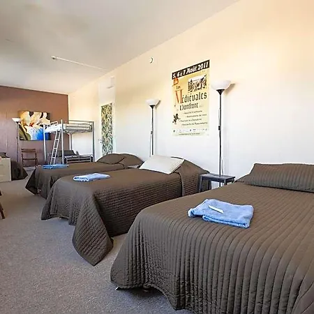 Le Relais Saint Michel 2* دومفرونت