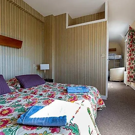 Le Relais Saint Michel Bed & Breakfast 2*