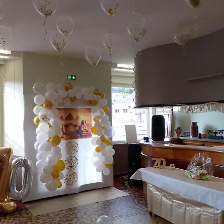 Le Relais Saint Michel 2* Domfront (Orne)