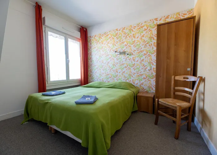 Alojamento de Acomodação e Pequeno-almoço Le Relais Saint Michel 2*