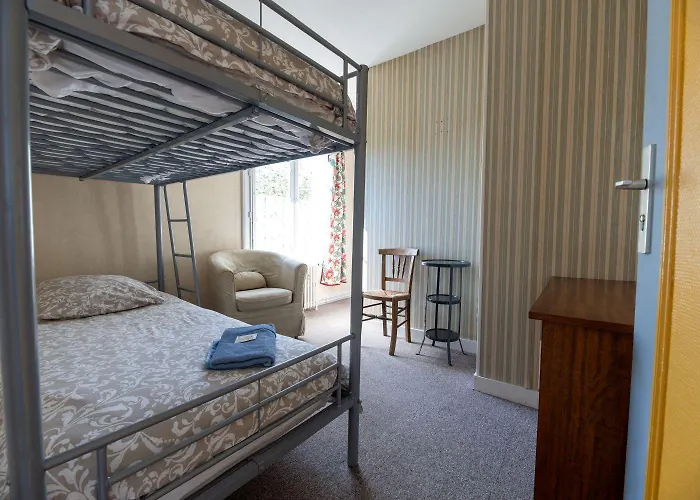 Le Relais Saint Michel 2*